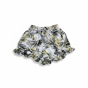 Miss Los Angeles ruffle bottom shorts